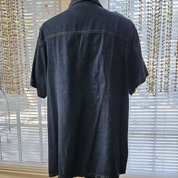 Women's Denim Button-Down Shirt - Picture 4 of 4